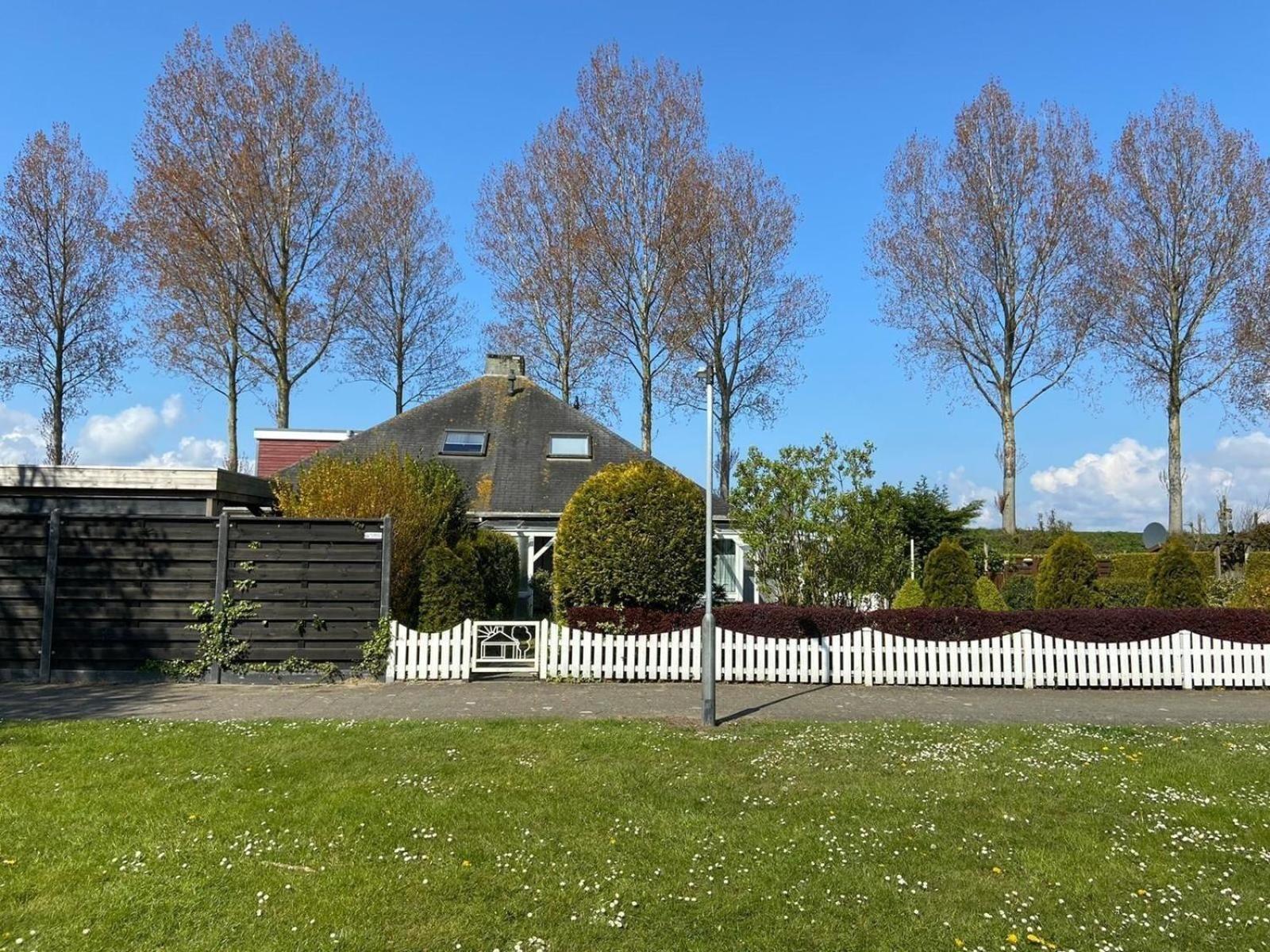 Fuer 4 Personen Ca 65 M In Stavenisse, Zeeland Tholen